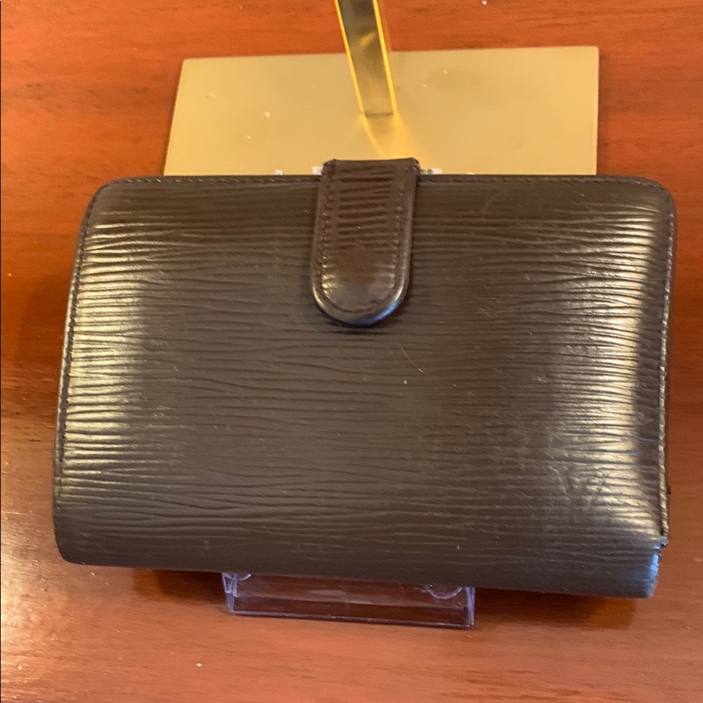 Brown Louis Vuitton Epi